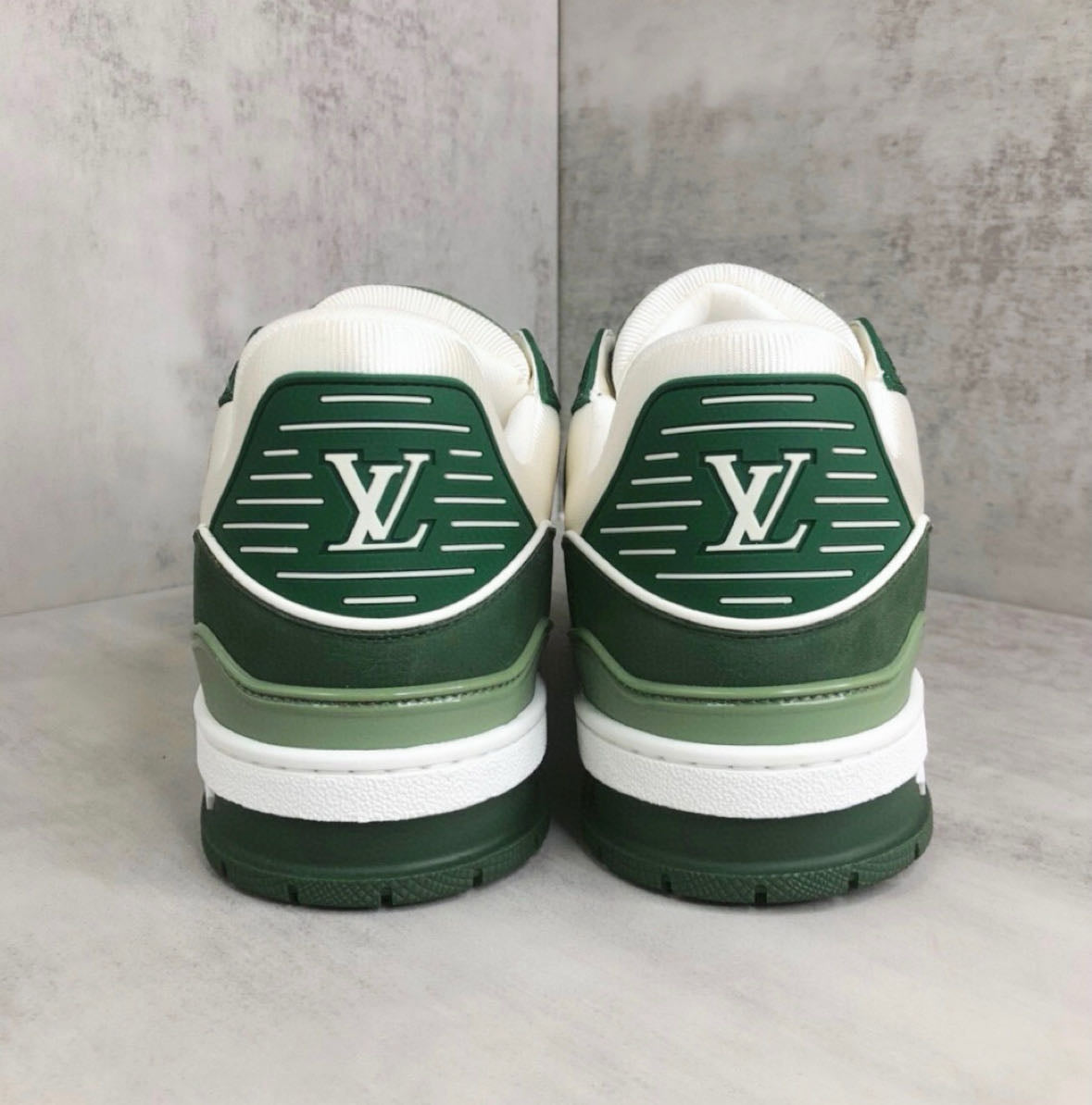 LV sneakers shoes for men women couples