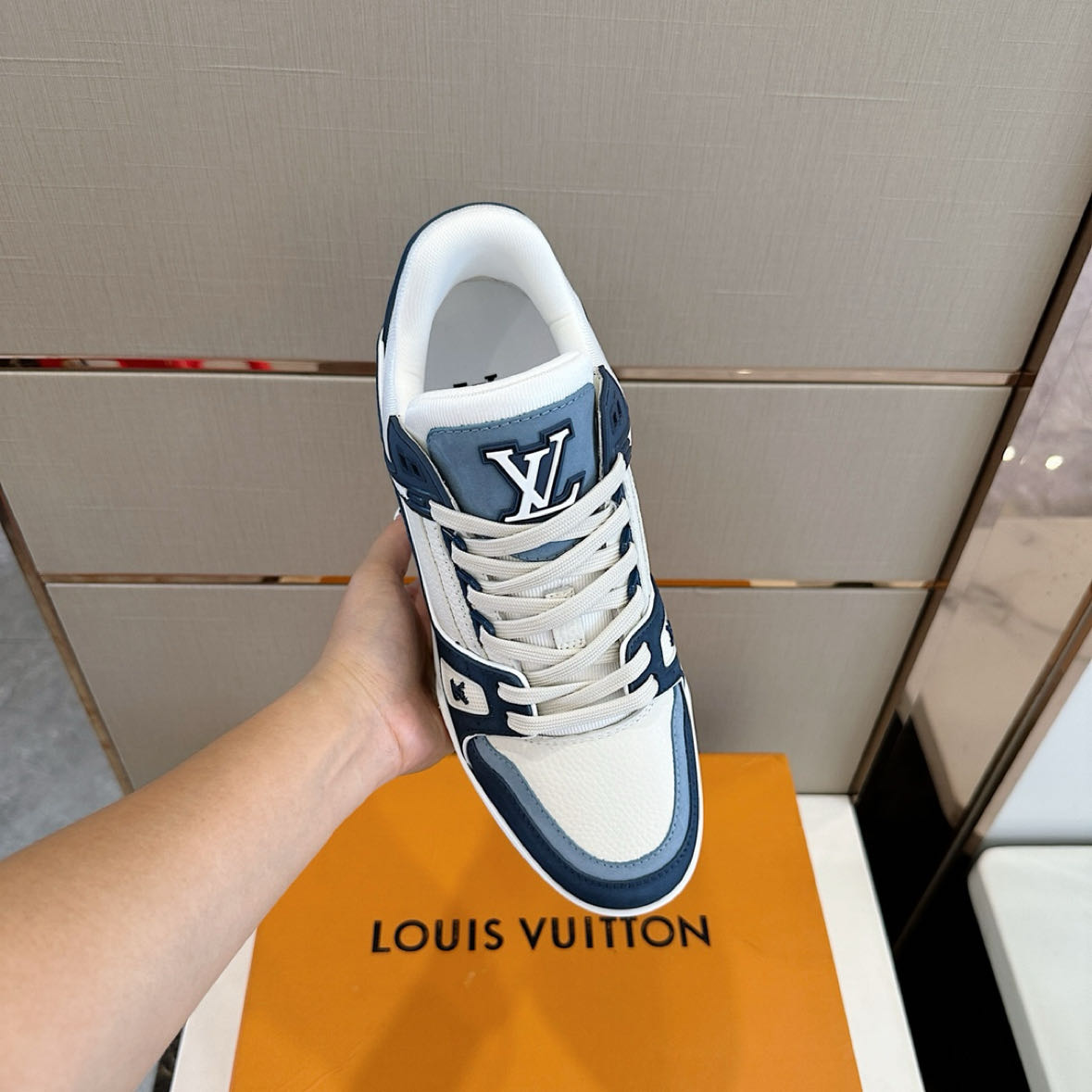 LV sneakers shoes for men women couples casual