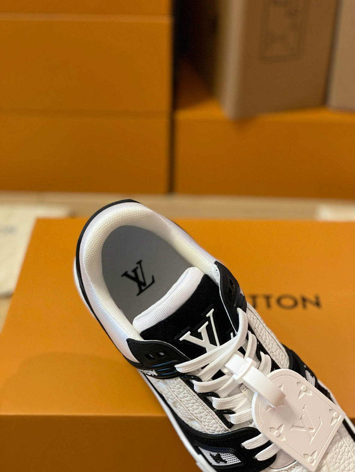 LV sneakers shoes for men women couples casual